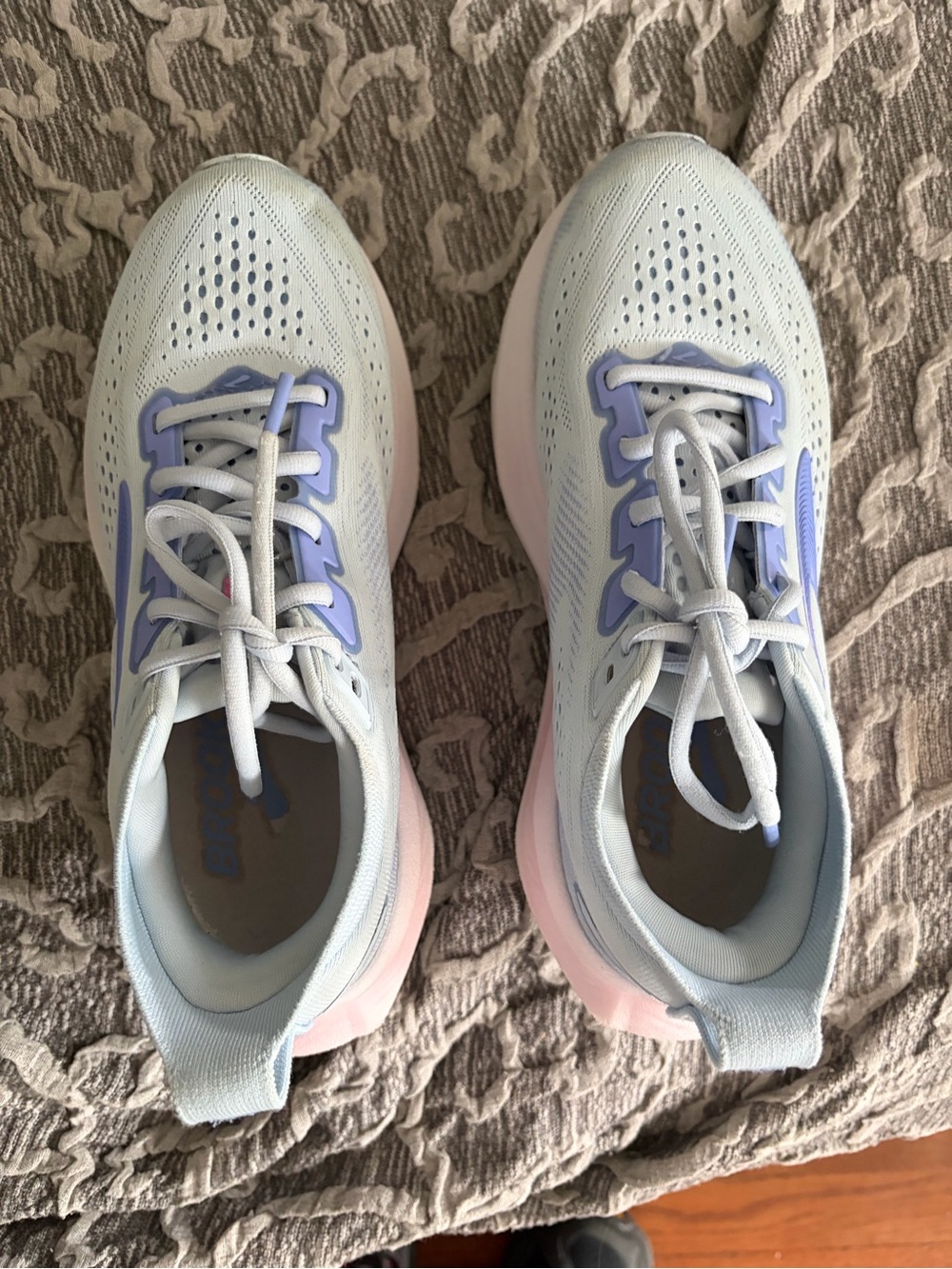 Brooks Glycerin women’s running shoes in 7 medium